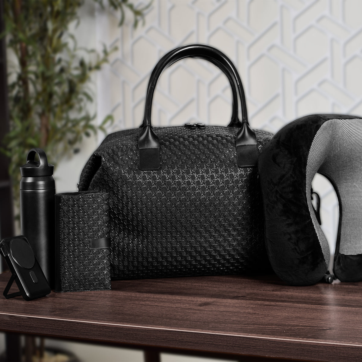Travel in First Class Duffle Bag Set
